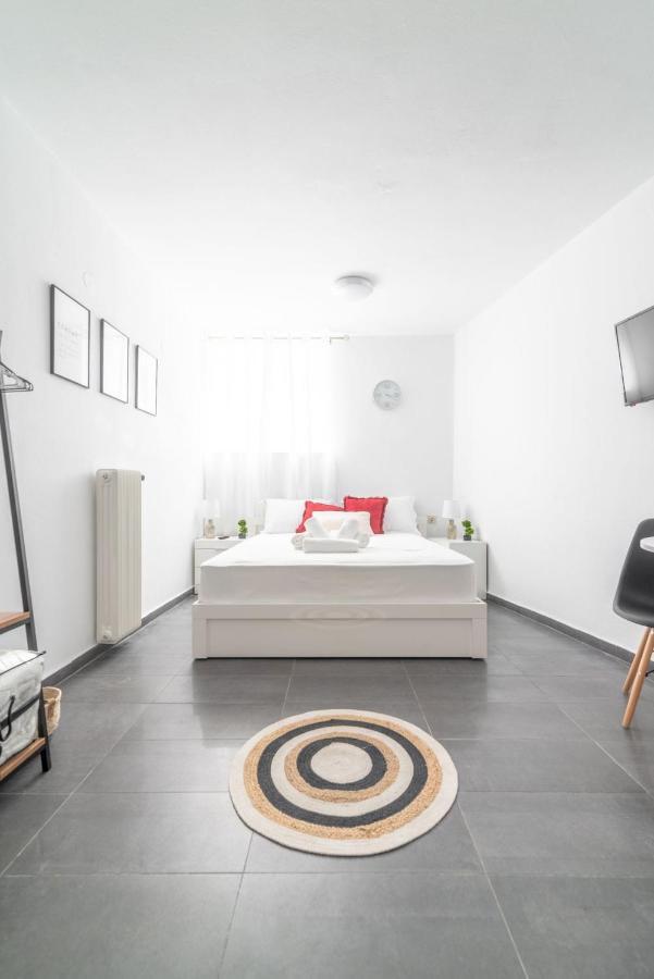 Modern Studio Near Downtown 伊拉克利翁 外观 照片